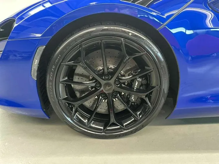 McLaren Artura