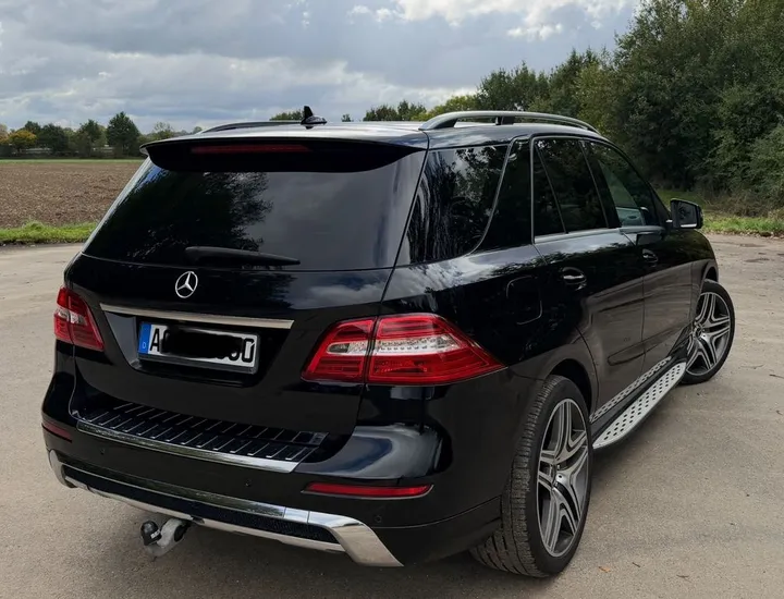 Mercedes-Benz ML 350