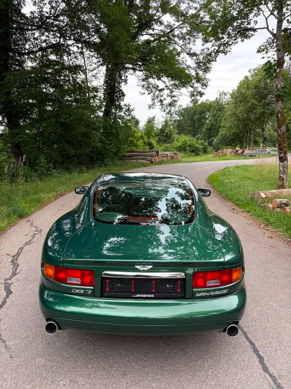 Aston Martin DB7