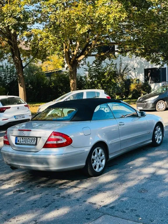Mercedes-Benz CLK 200