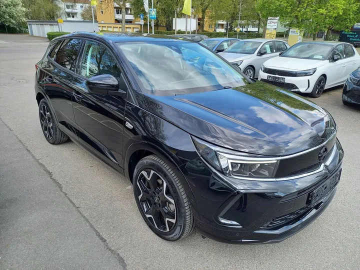 Opel Grandland (X)