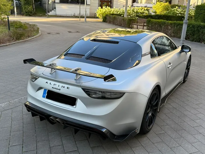 Alpine A110