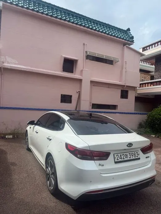 Kia K5