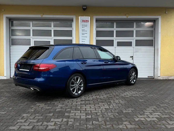Mercedes-Benz C 180