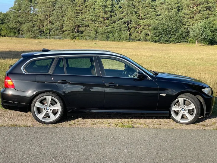 BMW 325