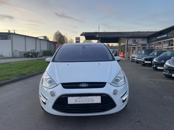 Ford S-Max