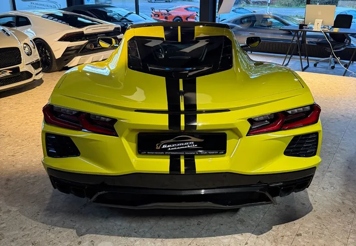 Corvette C8