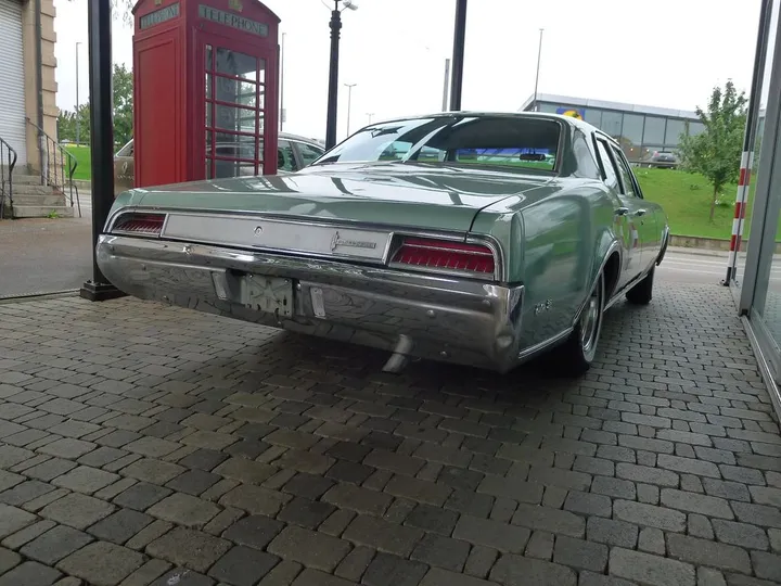 Oldsmobile Delta 88
