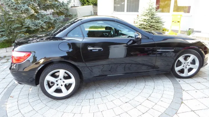 Mercedes-Benz SLK 250