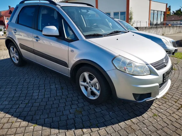 Suzuki SX4