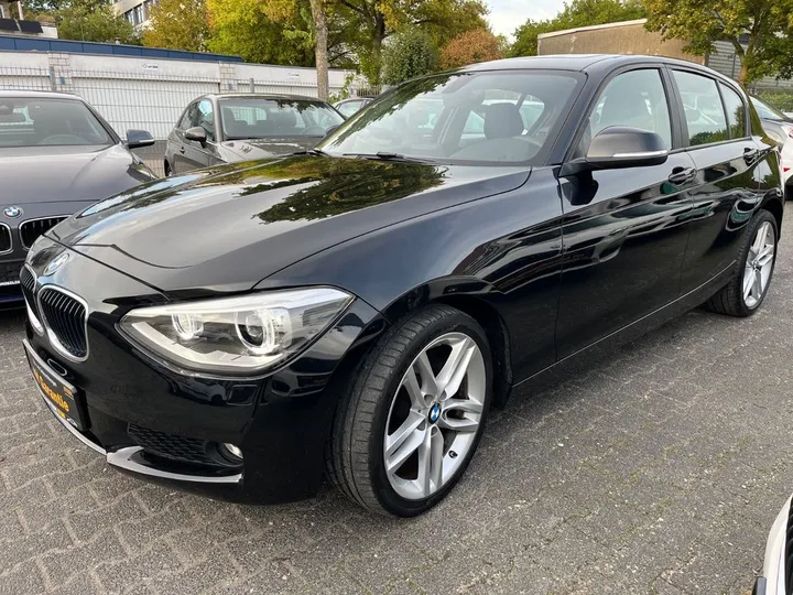 BMW 118