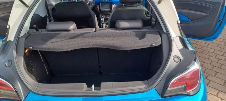 Opel Adam