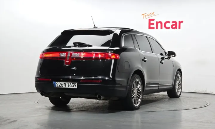 Lincoln MKT