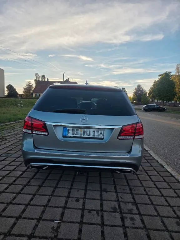 Mercedes-Benz E 400