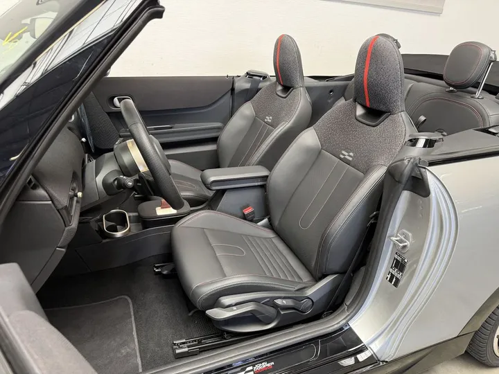MINI John Cooper Works Cabrio