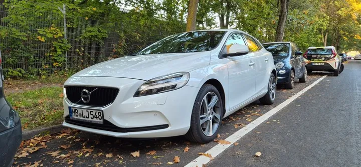 Volvo V40