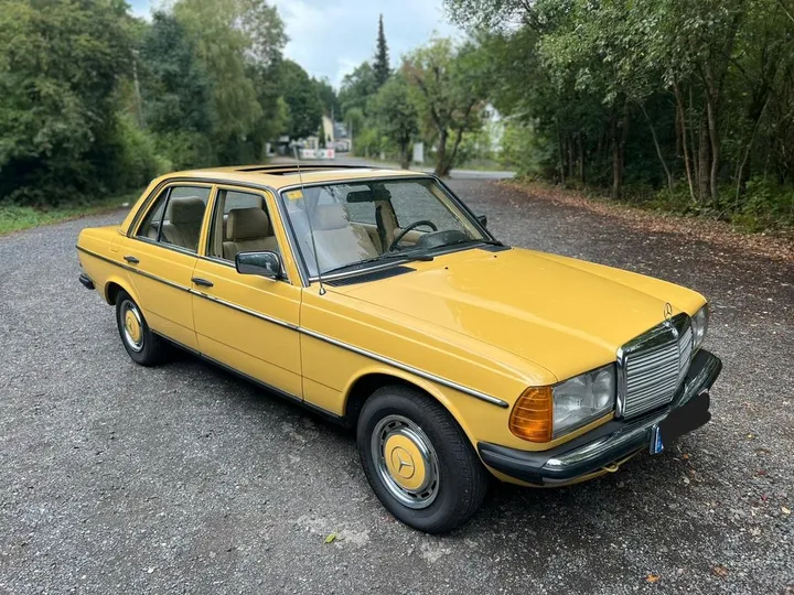 Mercedes-Benz 300