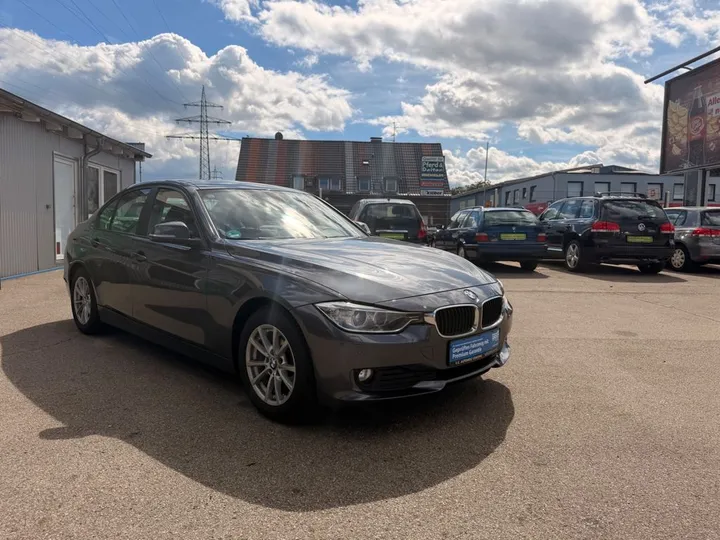 BMW 320