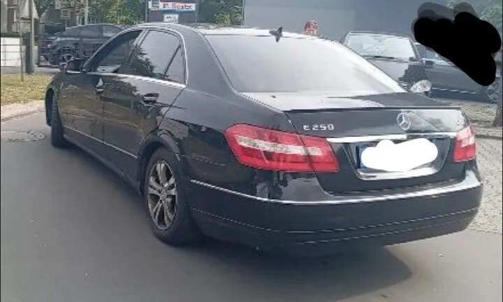Mercedes-Benz E 250