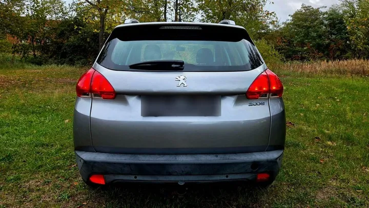 Peugeot e-2008