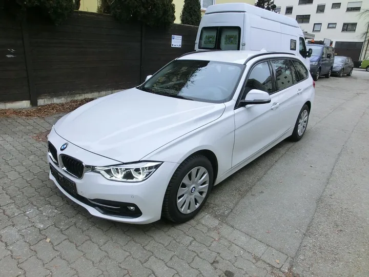BMW 320