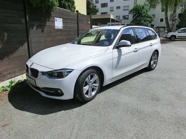 BMW 320