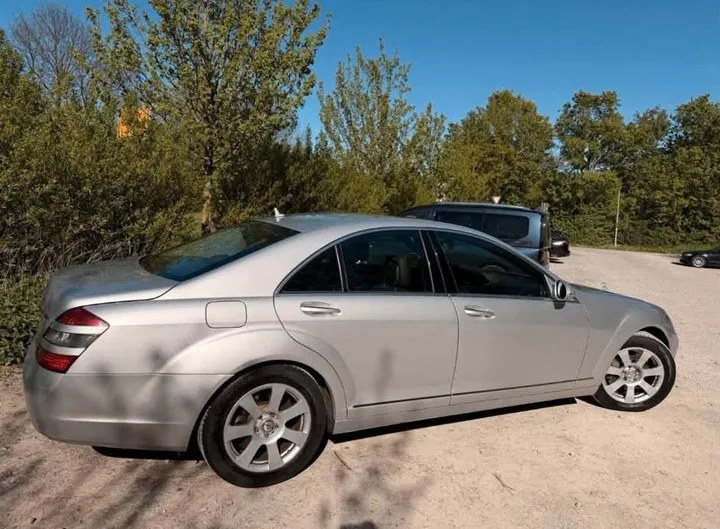 Mercedes-Benz S 320