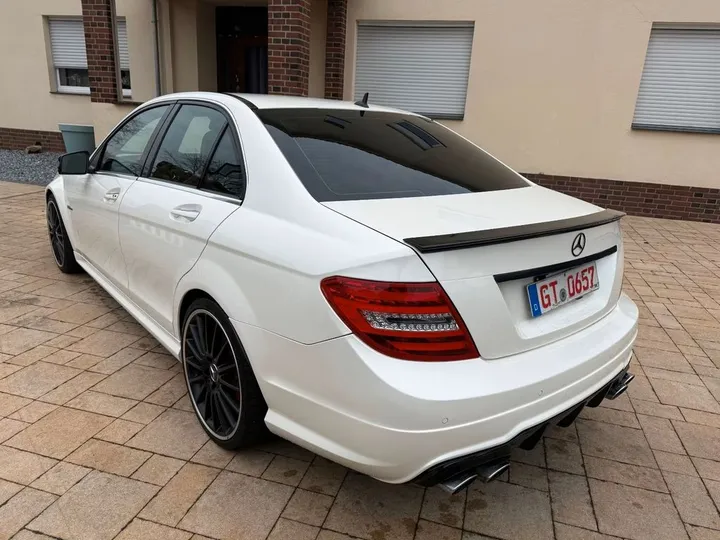 Mercedes-Benz C 63 AMG