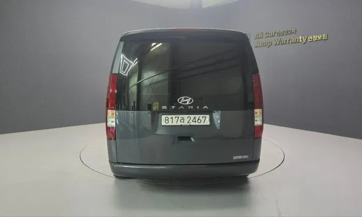Hyundai Staria
