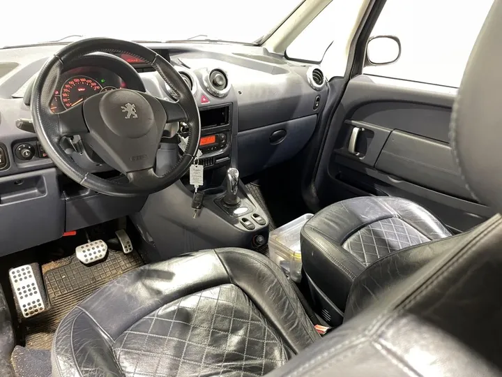 Peugeot 1007