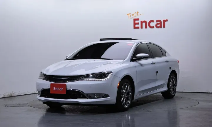 Chrysler 200