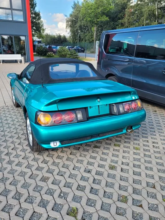 Kia Elan