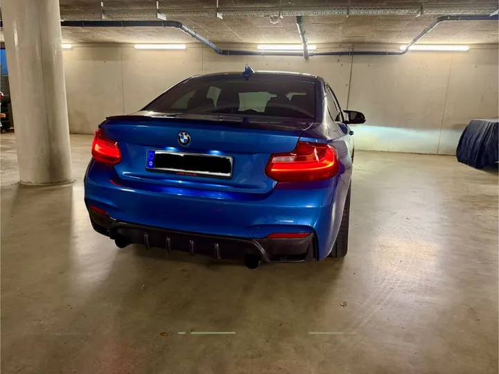 BMW M235