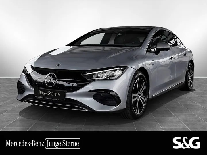 Mercedes-Benz EQE