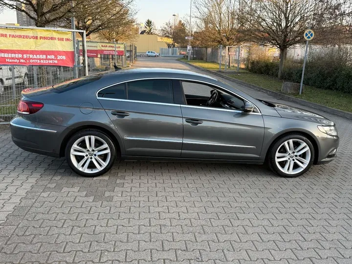 Volkswagen Passat CC
