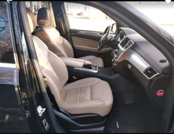 Mercedes-Benz ML 430