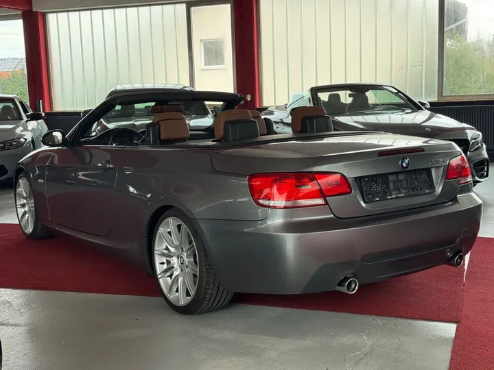 BMW 335