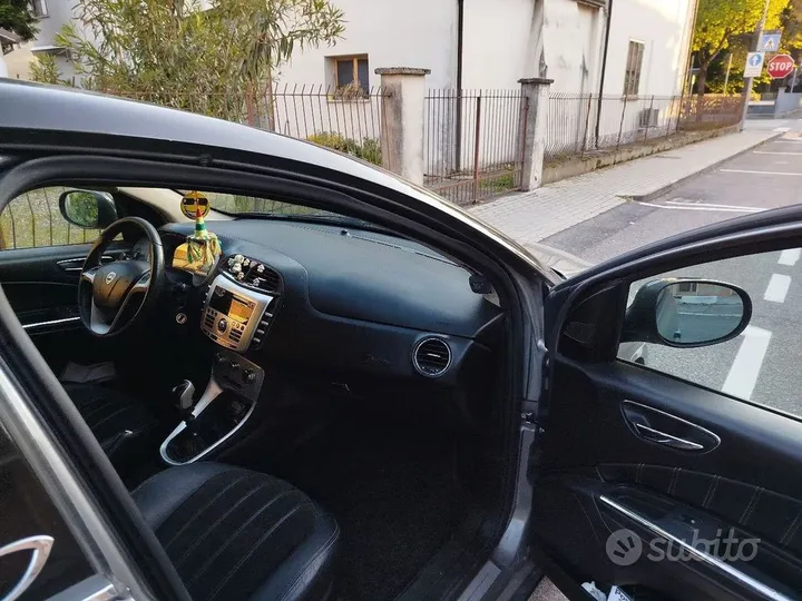 Lancia Delta