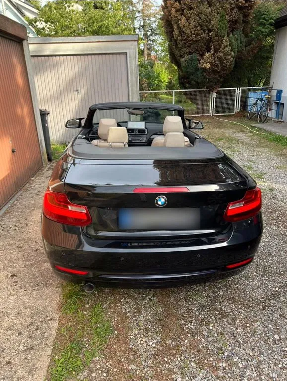 BMW 218