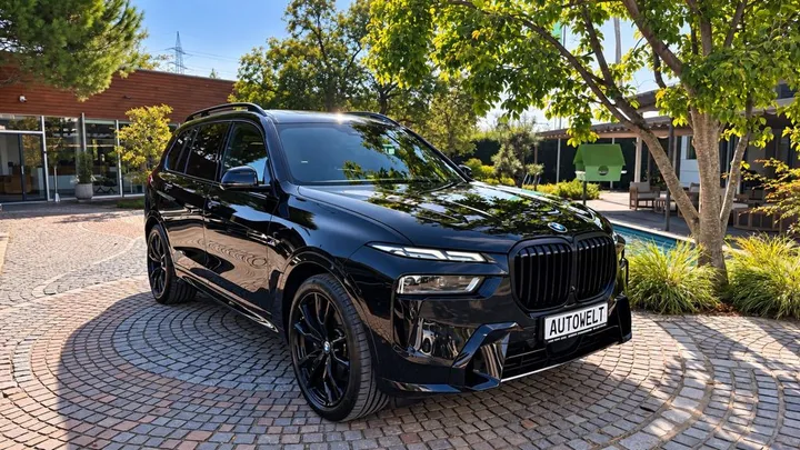 BMW X7