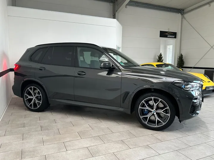 BMW X5 M50