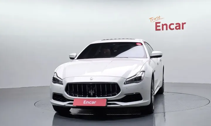 Maserati Quattroporte