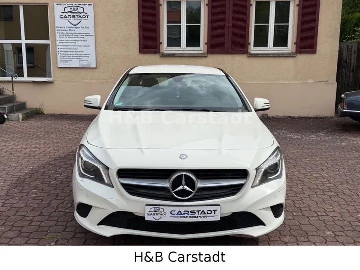 Mercedes-Benz CLA 200