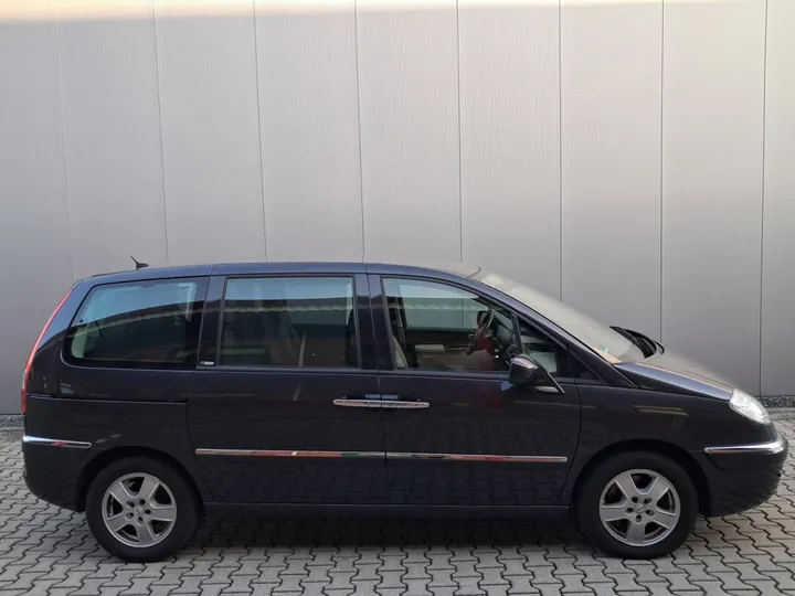 Citroën C8