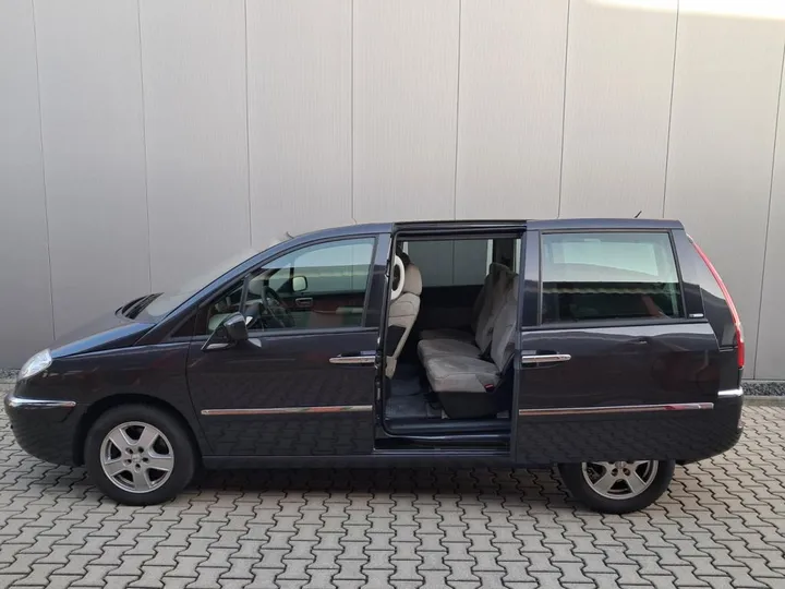 Citroën C8