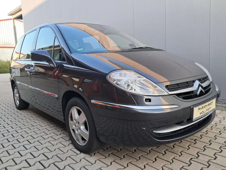 Citroën C8