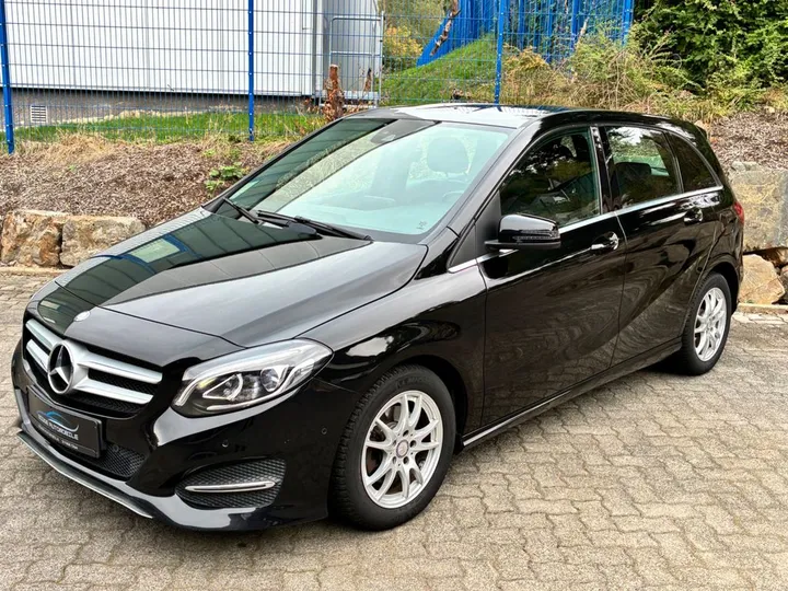 Mercedes-Benz B 200