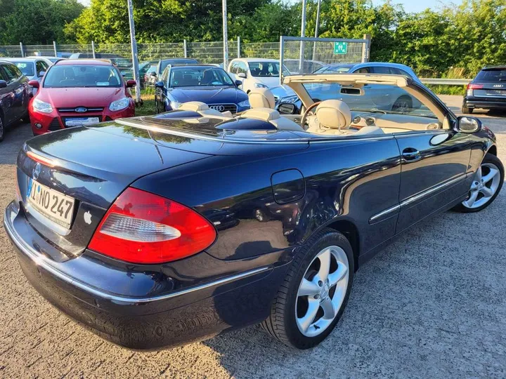 Mercedes-Benz CLK 320