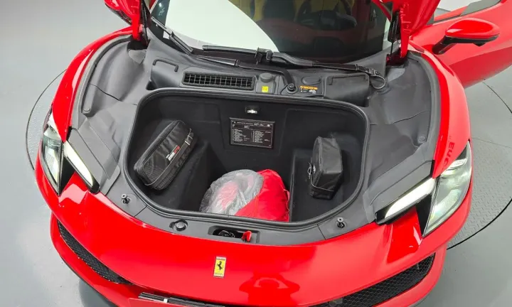Ferrari 296