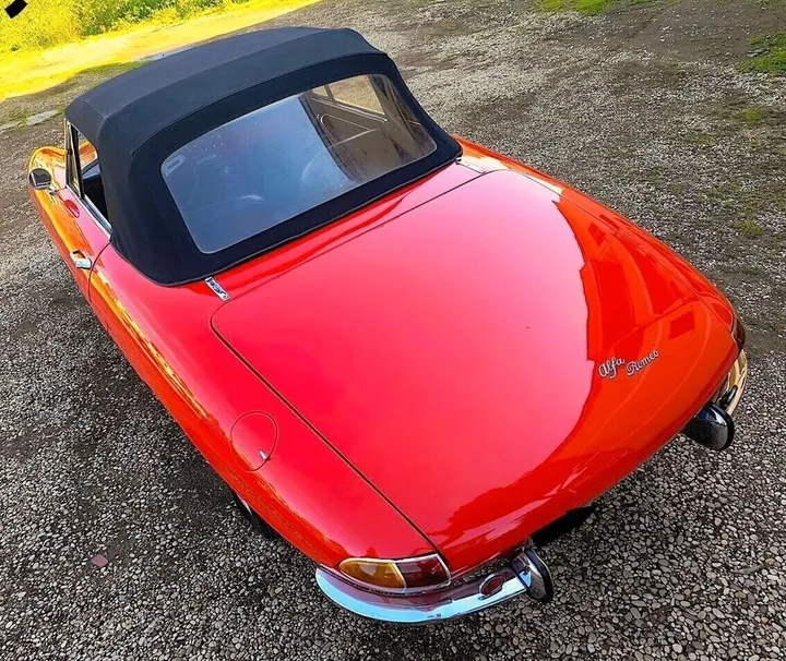 Alfa Romeo Spider